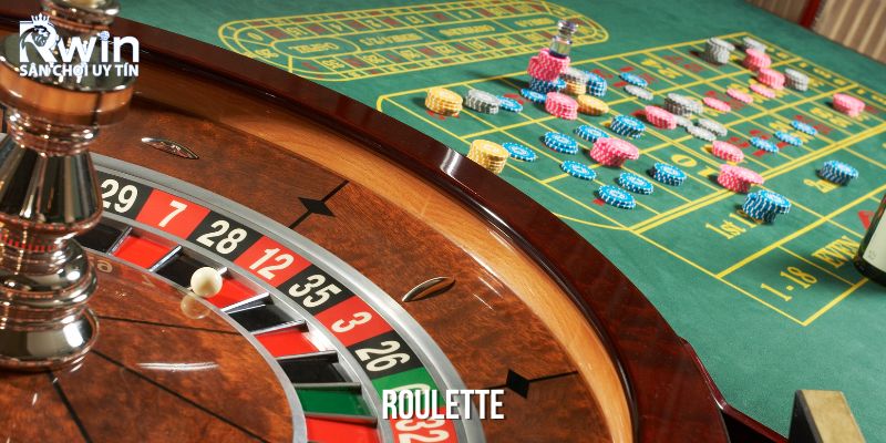 Roulette hay c&ograve;n được gọi với c&aacute;i t&ecirc;n quen thuộc l&agrave; v&ograve;ng quay may mắn